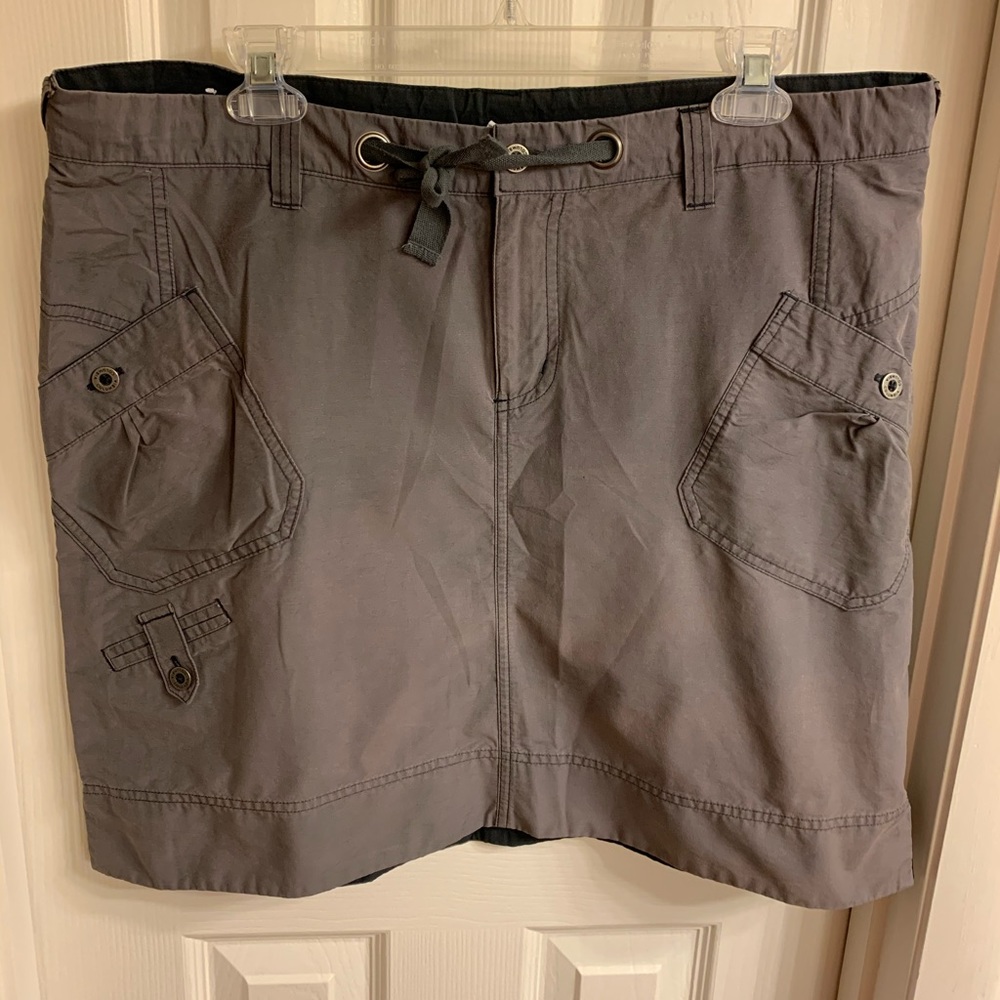 Columbia skirt
